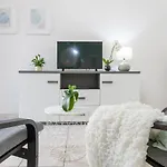 דירה Tiny House In קליארי